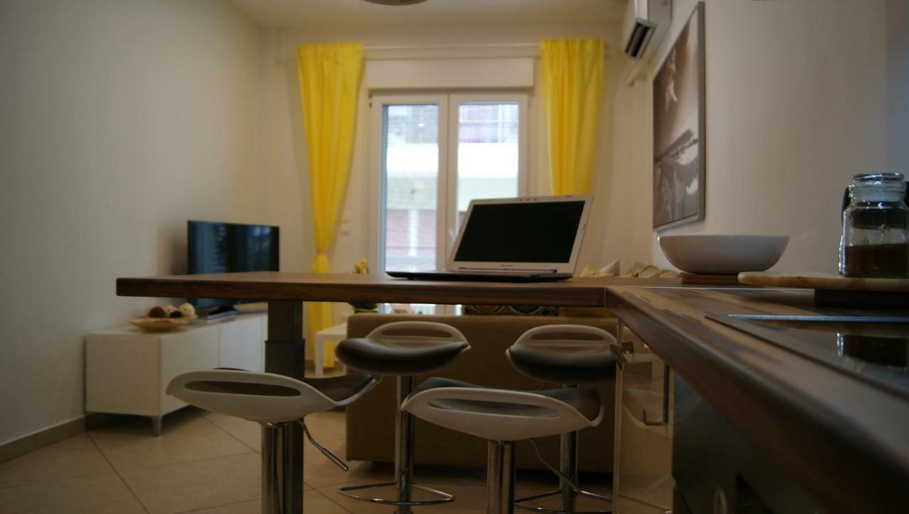 Brand New Luxury Apartment Szaloniki Kültér fotó