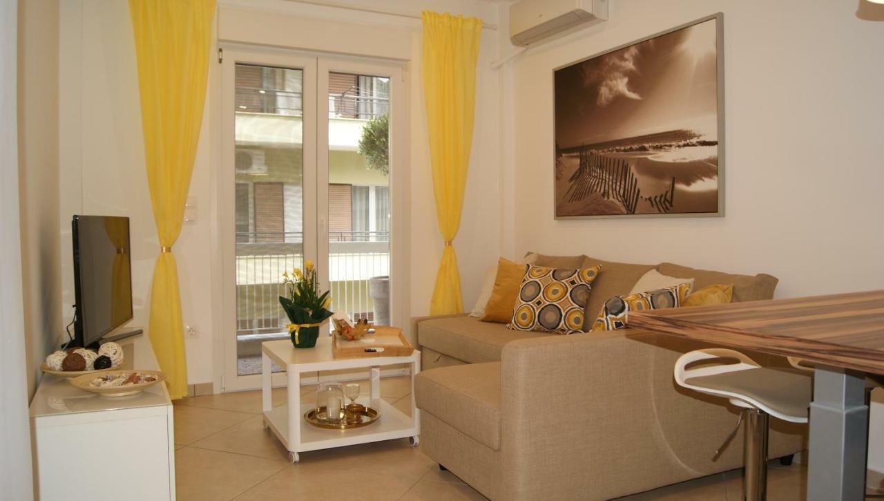 Brand New Luxury Apartment Szaloniki Kültér fotó